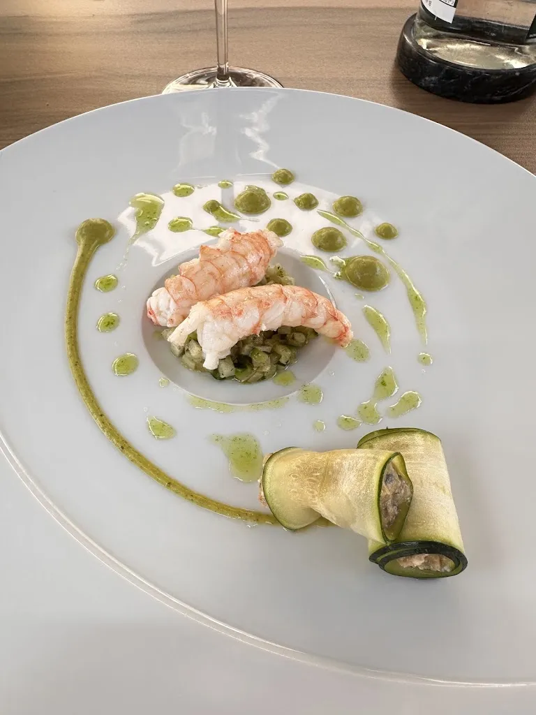 Alex Ogilvie-Forbes_La Lanterne_Metz_review