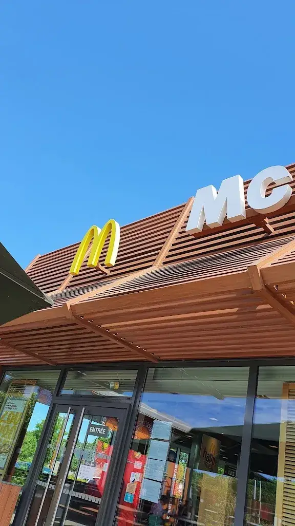 Richard_McDonald's_Aizenay_review