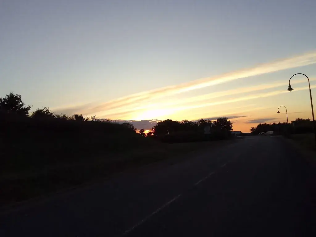 AIZENAY_Aizenay_slider_image_2