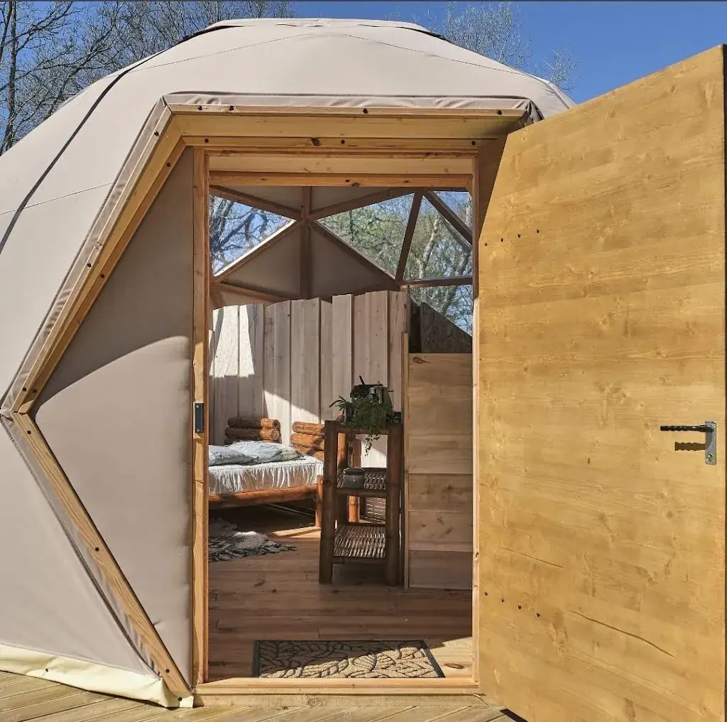 Capkala Home And Camping restaurant in Aizenay