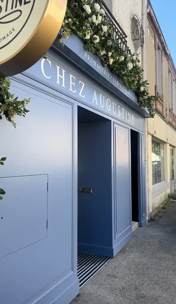 Chez Augustine - Fromagerie, Crémerie, Restaurant restaurant à Beaupréau-en-Mauges