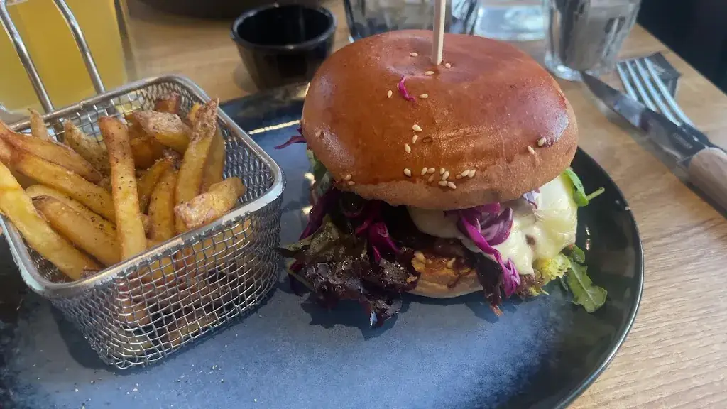 Monsieur Marcel restaurant grill Ancenis_Ancenis-Saint-Géréon_slider_image_2