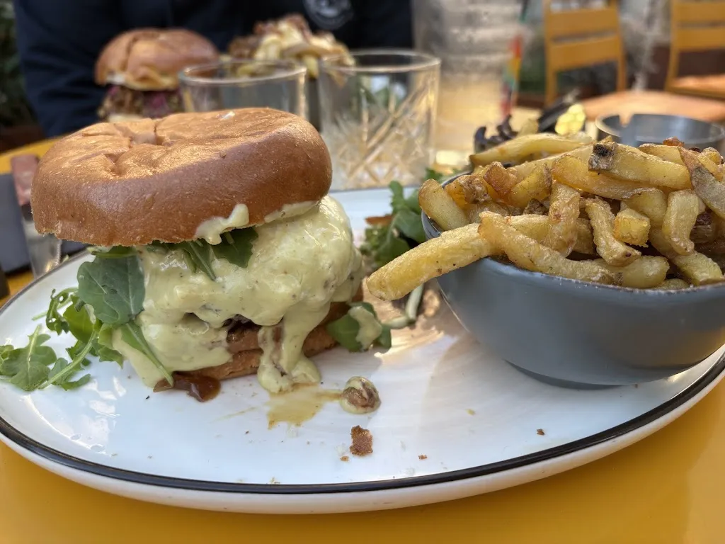 Caroline Gloaguen_Doc Brown_Ancenis-Saint-Géréon_review