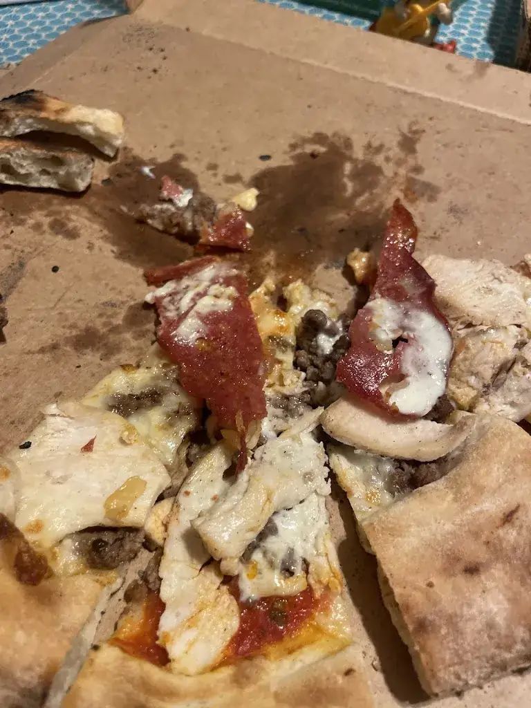 Rodolphe Pincon_SYRACUSE Atelier Pizzas au Feu de Bois, Burgers & Tacos_Ancenis-Saint-Géréon_review