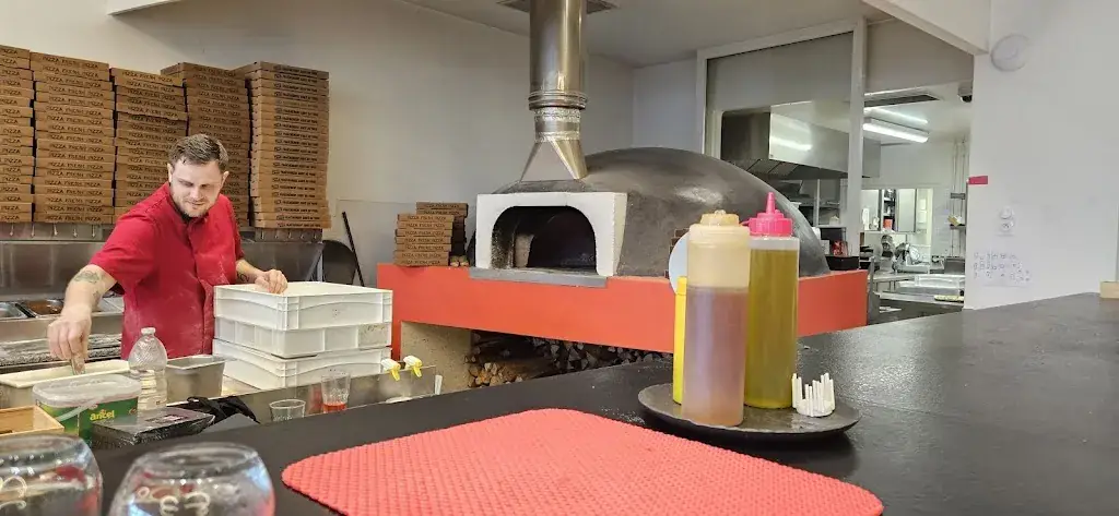 Nicolas Hellfésteur_SYRACUSE Atelier Pizzas au Feu de Bois, Burgers & Tacos_Ancenis-Saint-Géréon_review