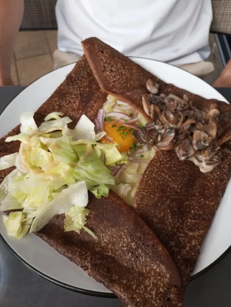 Christine CESBRON_Crêperie La Gogane_Angers_review