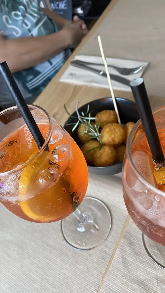 Sandrine Stockli_Au 15 Auberge Communale_Palézieux_review