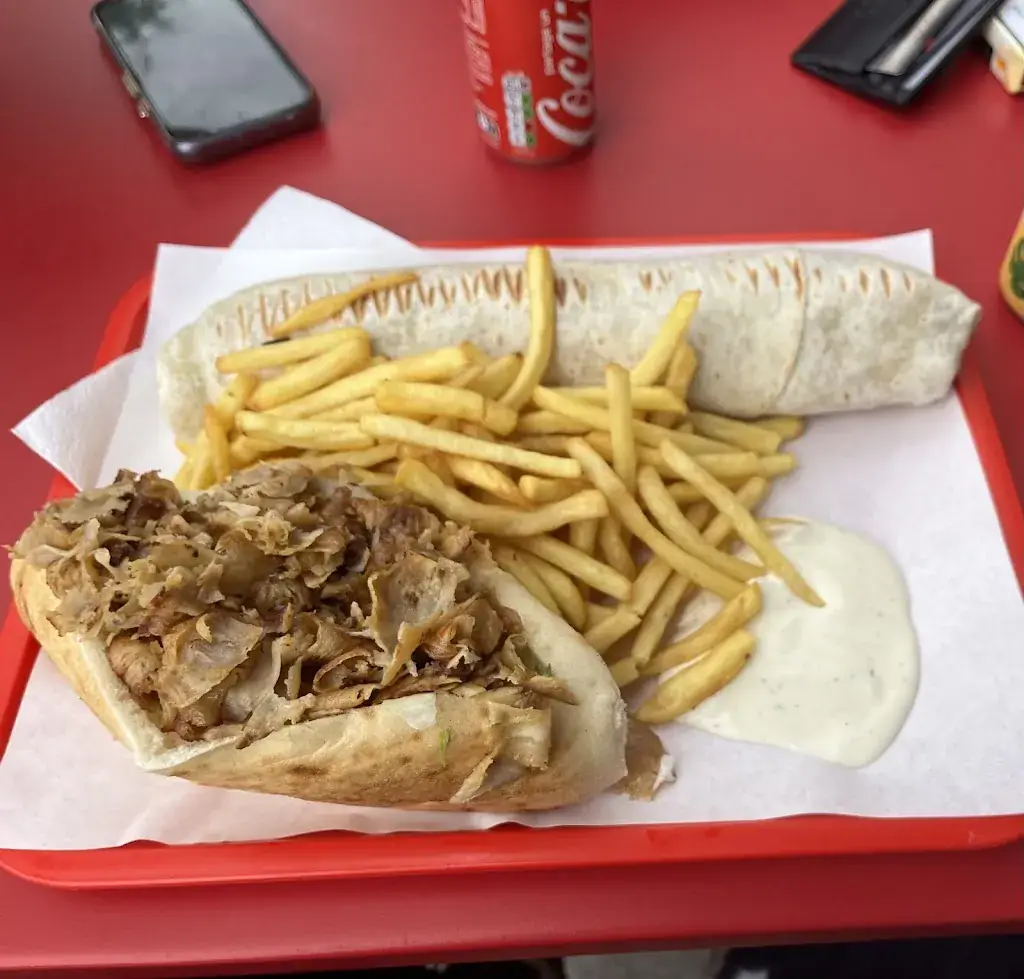 PITA KEBAB ARNAGE - PI.K.A_Arnage_slider_image_3