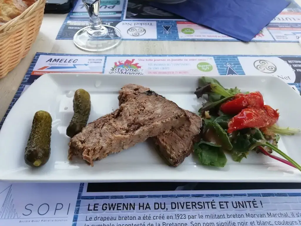 Baptiste Barberon_Auberge du Poteau Vert Restaurant Saint-Nicolas-de-Redon, 44460_Saint-Nicolas-de-Redon_review