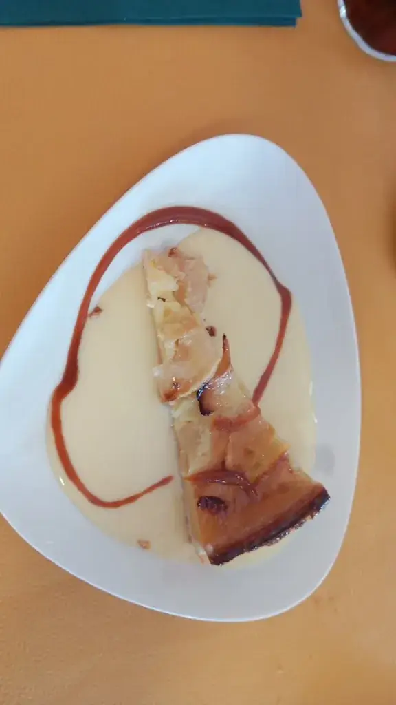 Maeva Mocogni_Auberge du Poteau Vert Restaurant Saint-Nicolas-de-Redon, 44460_Saint-Nicolas-de-Redon_review