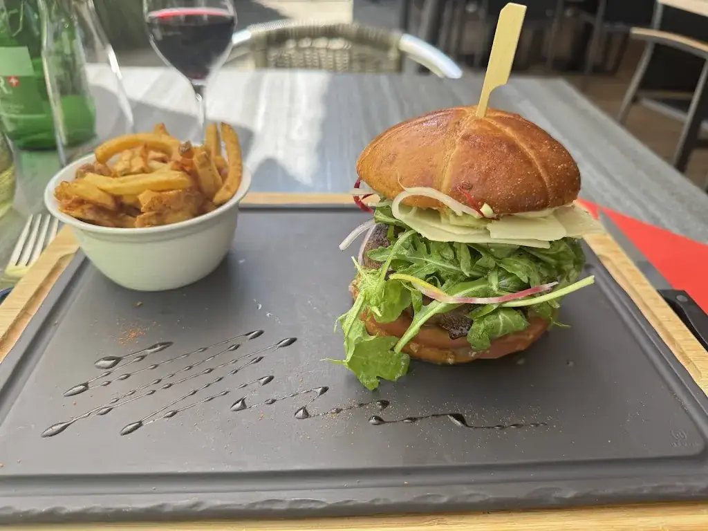 Auberge La Croix Blanche_Lavigny_slider_image_3