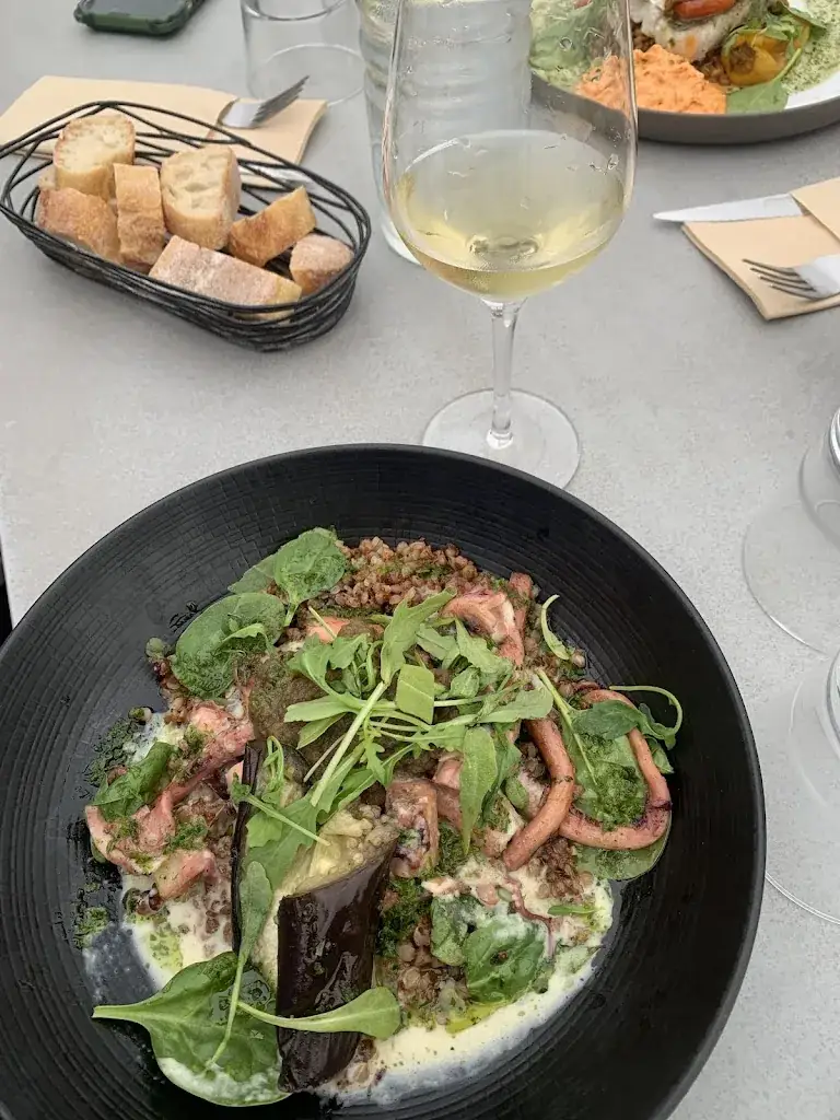 Emiliano il serpe_Les TonTons Nageurs_Bernerie-en-Retz_review