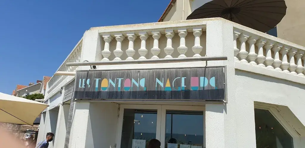 Les TonTons Nageurs_Bernerie-en-Retz_slider_image_1