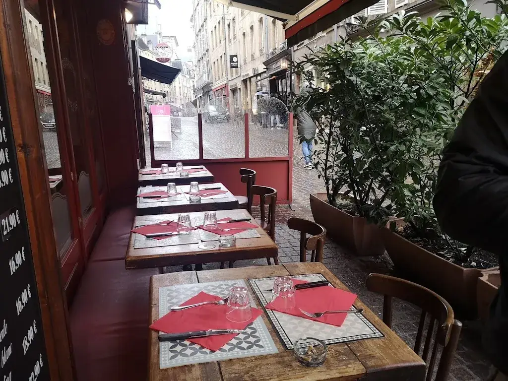 Tuck (L)_Mamie M'a Dit_Metz_review