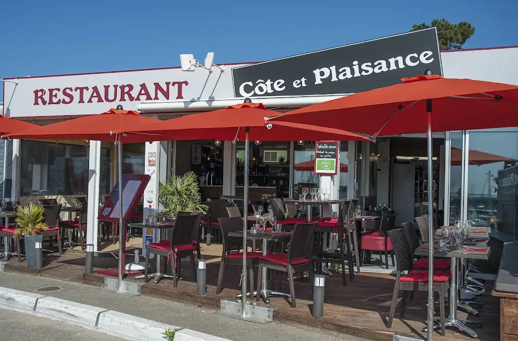Cote Et Plaisance restaurant Pornic_Pornic_slider_image_1