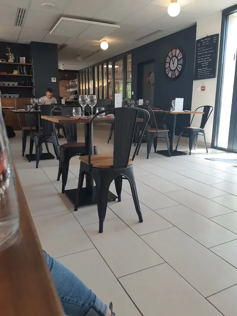 olivier fromage_LE GRAND CHEMIN_Rouans_review