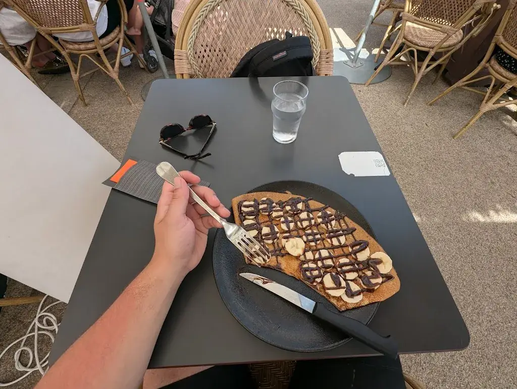 anthony perreault_Le Poisson Rouge_Pornic_review