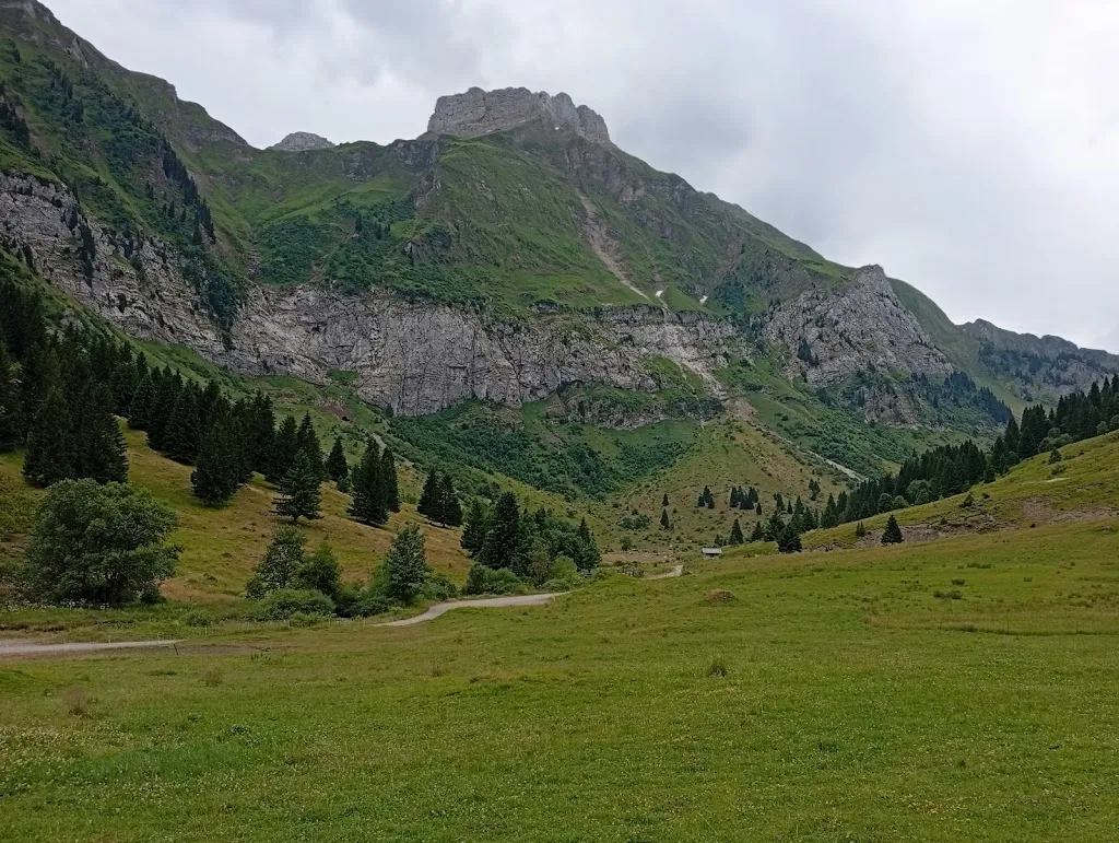 Auberge Pointe du Midi_Mont-Saxonnex_slider_image_3