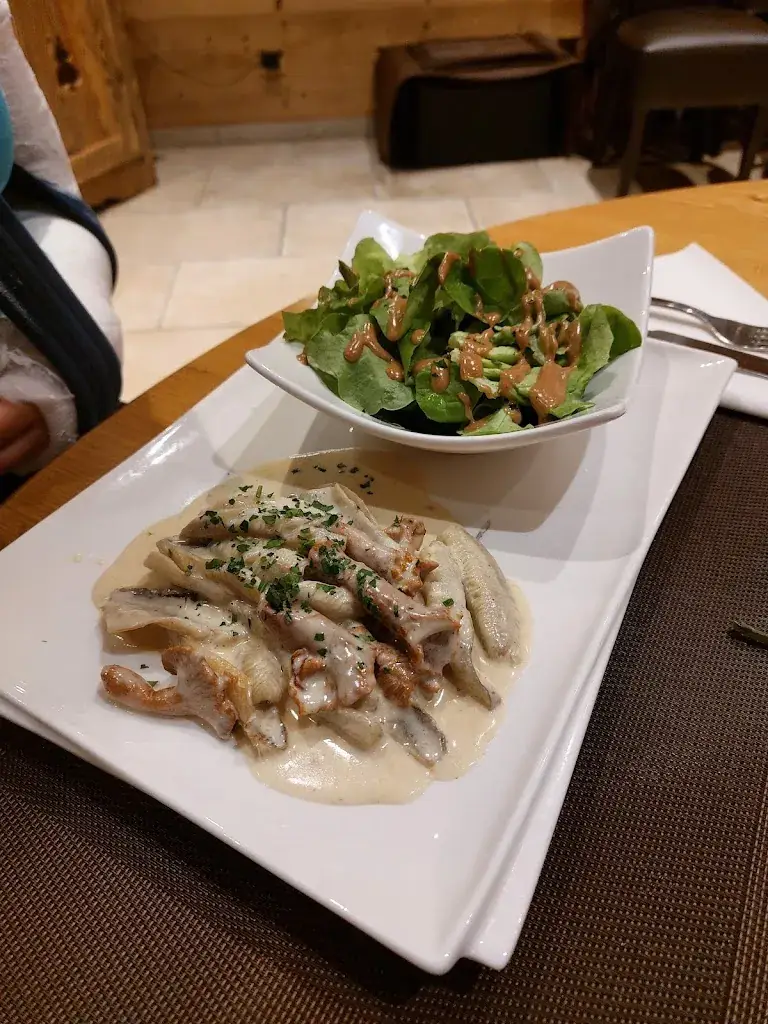 Zsombor Guszlev_Le Petit Fourneau_Mont-Saxonnex_recensione