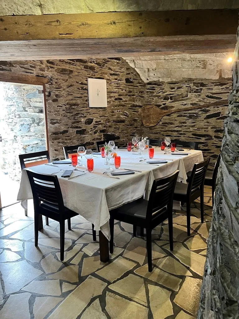 Le Cavier restaurant in Avrillé