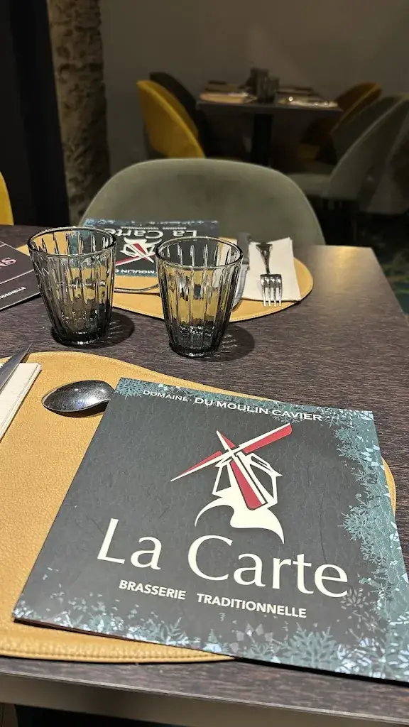 Dimitri “Brickmitri”_La Croix Cadeau - Brasserie_Avrillé_review