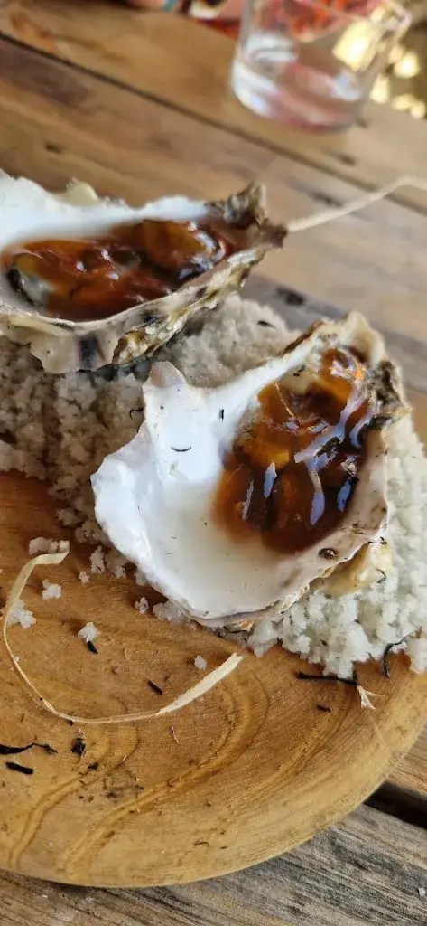 Neil Langston_La Cabane d'Adrien-Ostréiculteur_Guérinière_review