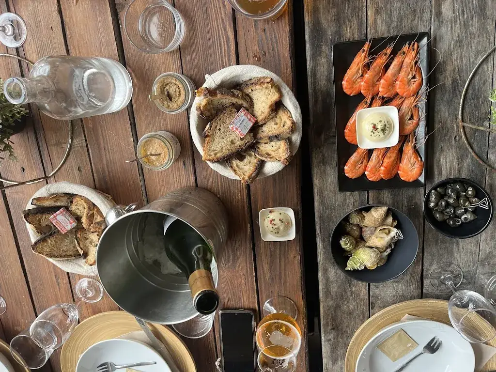 La Cabane d'Adrien-Ostréiculteur_Guérinière_slider_image_3