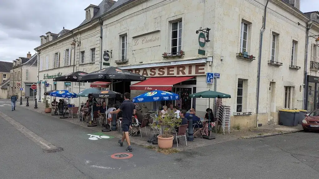 Olivier B._Le Charleston_Baugé-en-Anjou_review