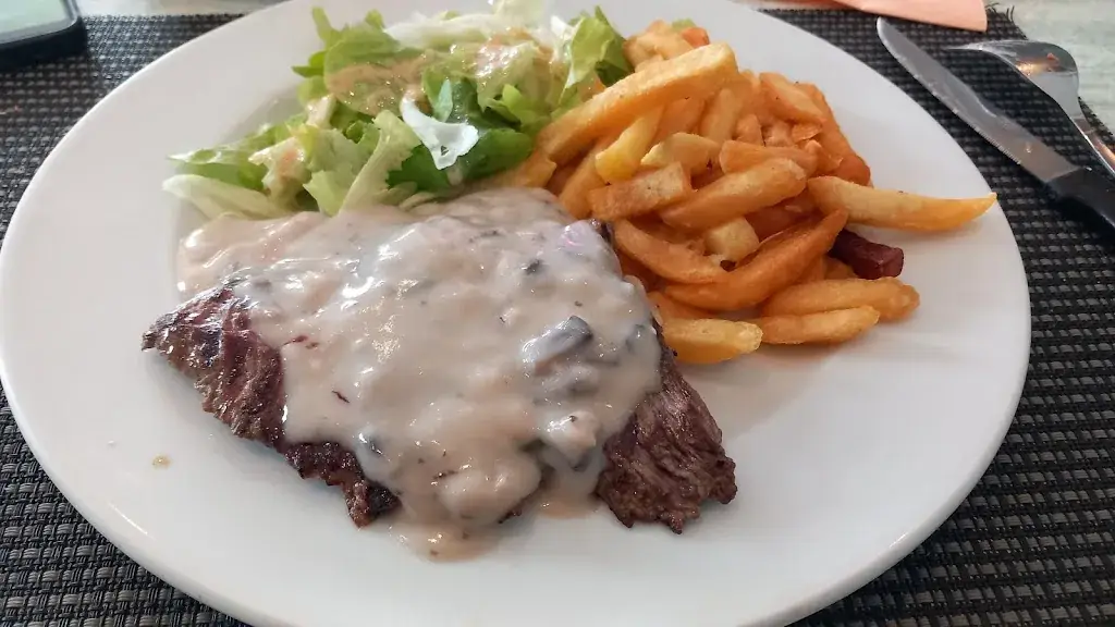 Le Charleston_Baugé-en-Anjou_slider_image_2