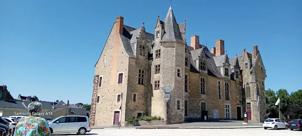 Le Charleston_Baugé-en-Anjou_slider_image_3