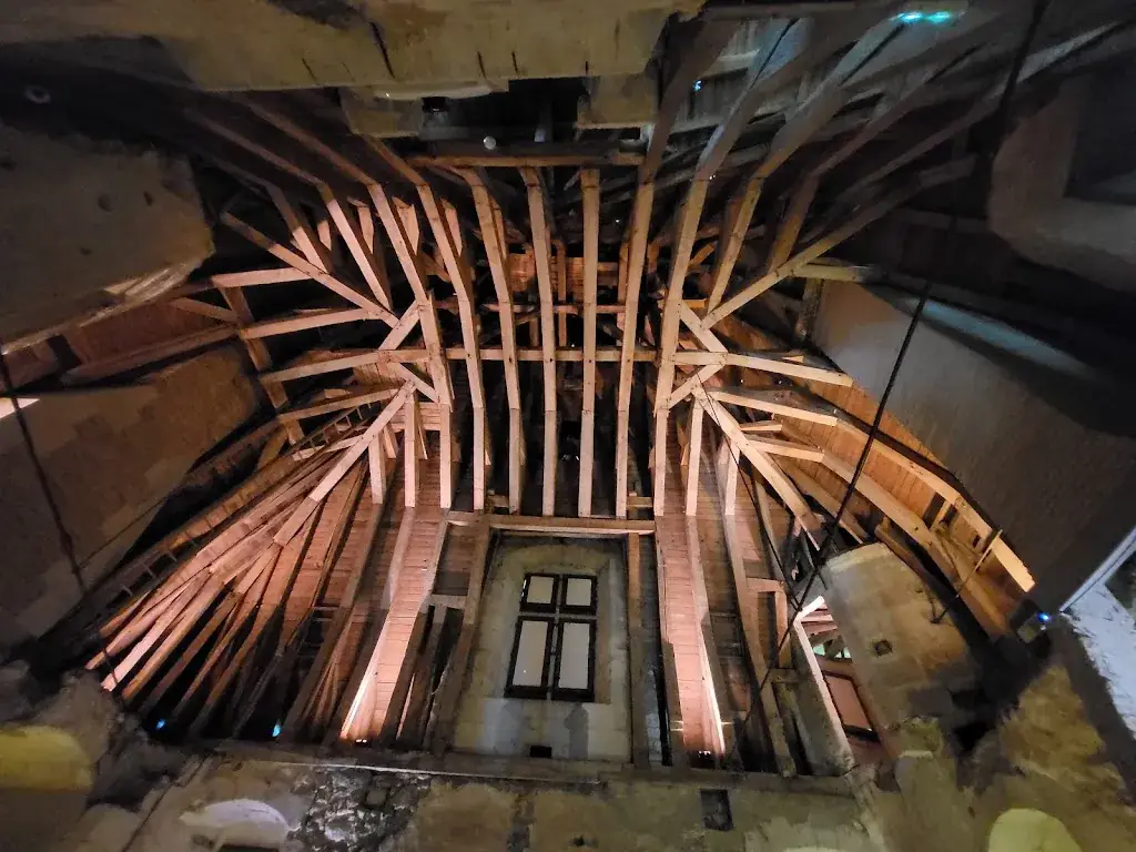 Noel Aucott_Château de Baugé_49150_recensione