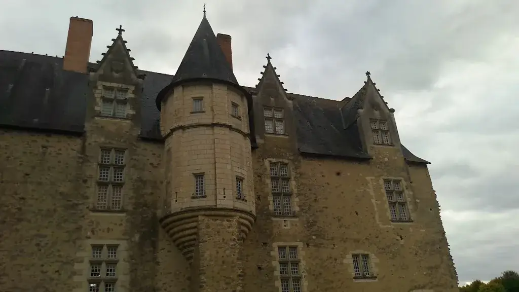 Château de Baugé_49150_slider_image_2