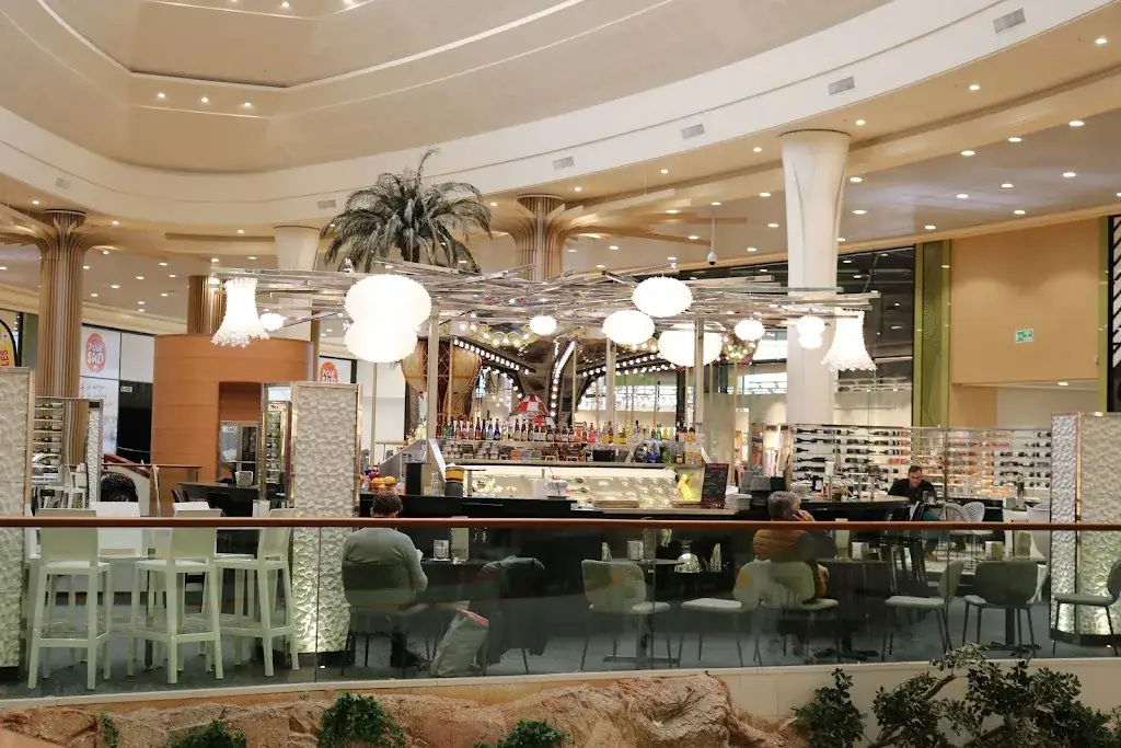 Le Baraki Restaurant in Basse-Goulaine