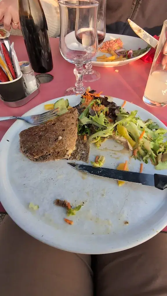 Café de la Plage_Batz-sur-Mer_slider_image_2