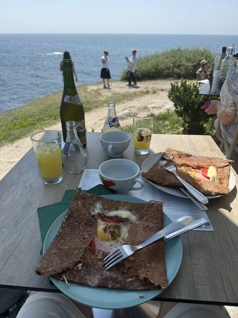 Heli_Crêperie du Derwin_Batz-sur-Mer_review