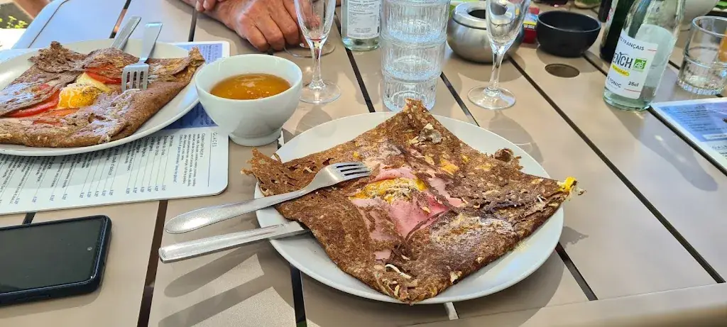 Batz-sur-Mer restaurant in Batz-sur-Mer