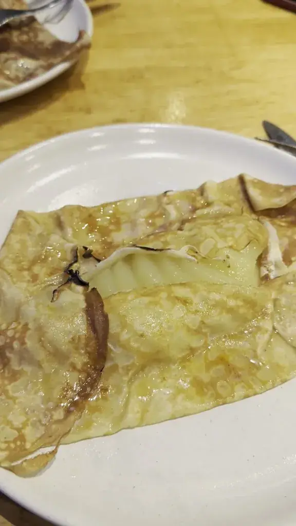 Gherghelejiu Diana_LE RELAIS DU DUC DE L'AIGUILLON_Croisic_review