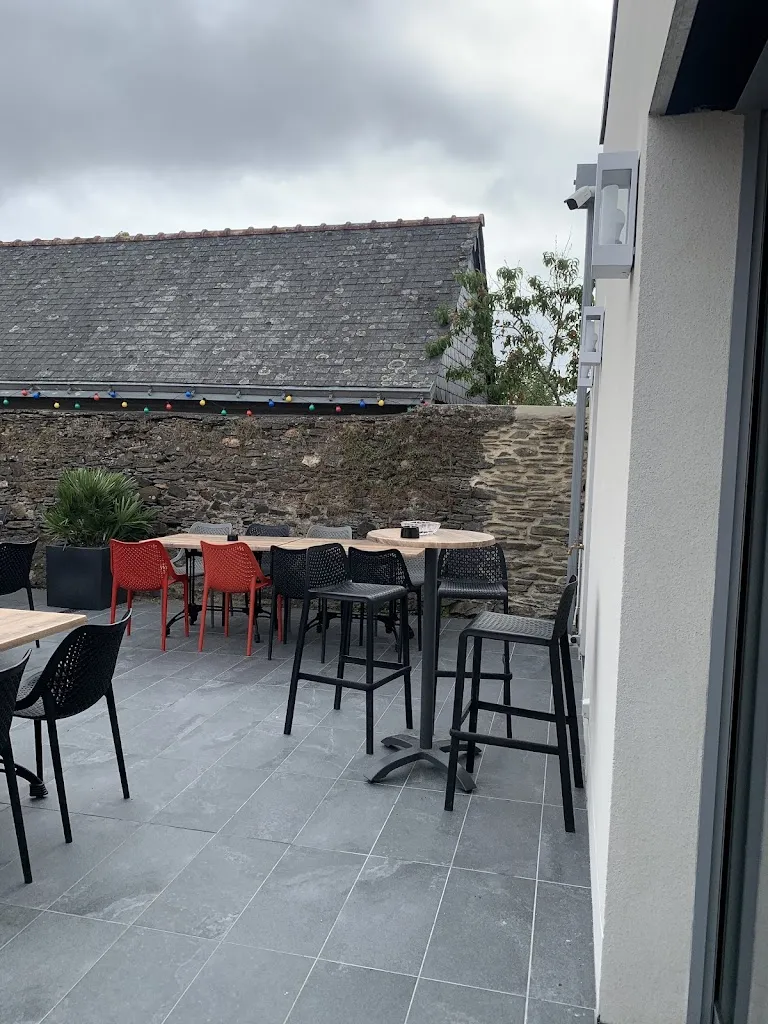 Le 1000 ristorante a Beaucouzé