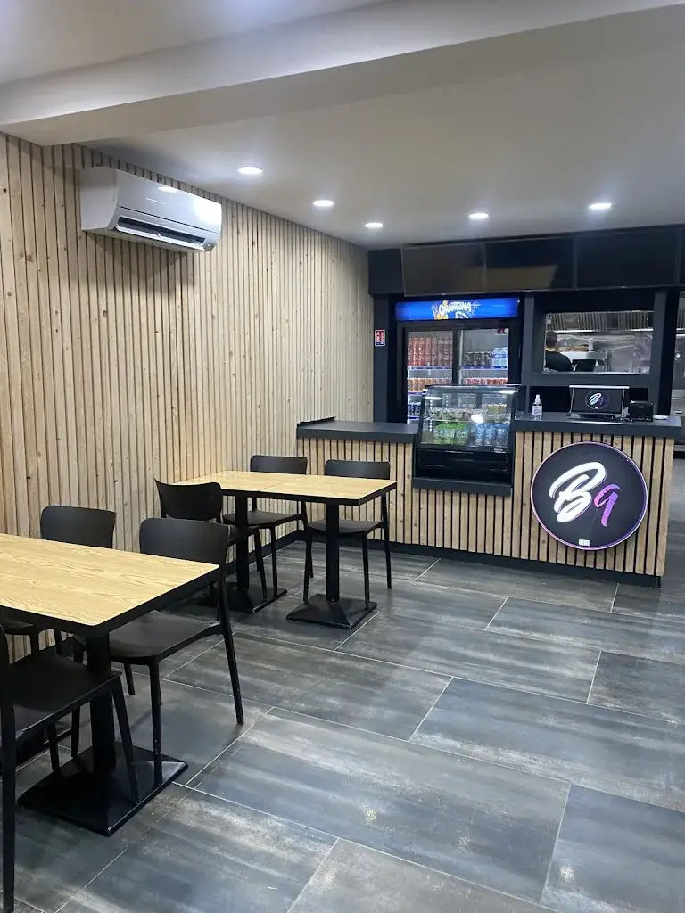 AMIRJAN restaurant in Beaurepaire