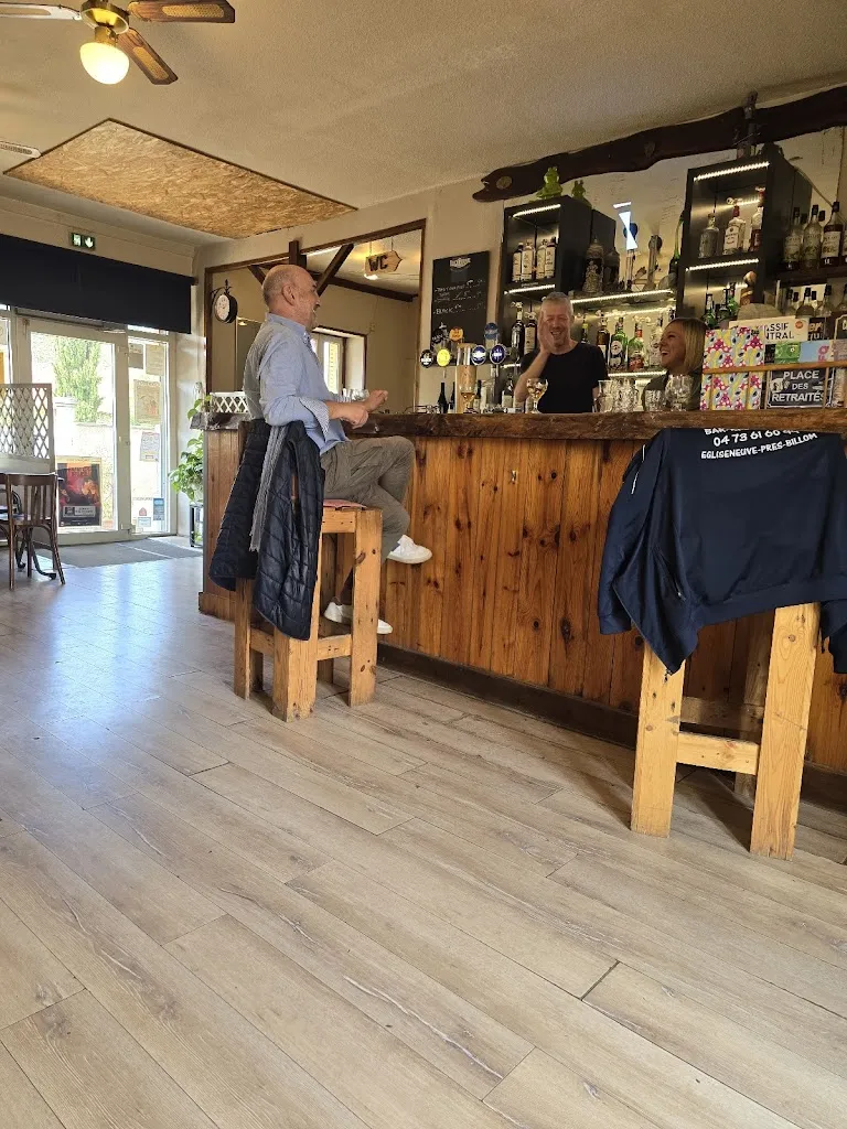 paul perdreau_Une Seconde ICI_Vic-le-Comte_review