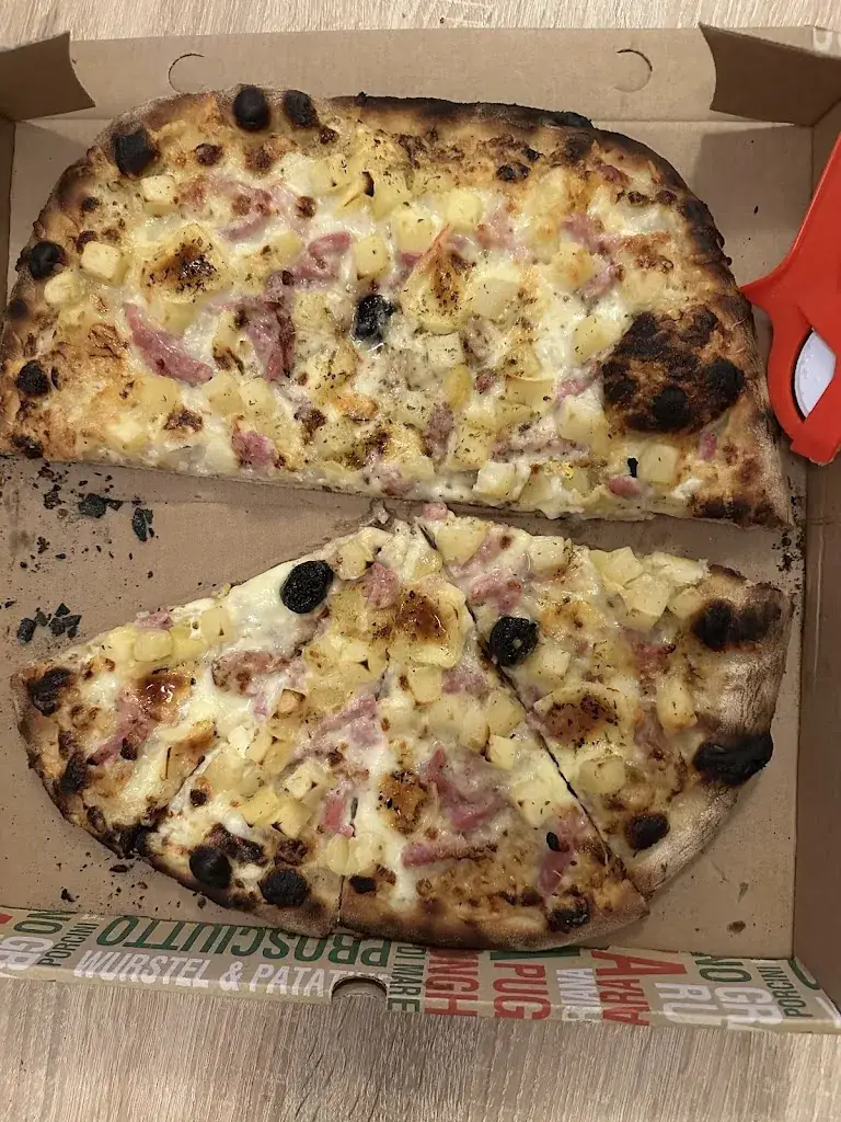 Vial Katia_La P'tite Fringale_Beaurepaire_review