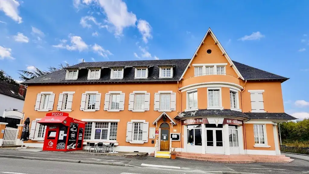 The Small Vivoin restaurant in Vivoin