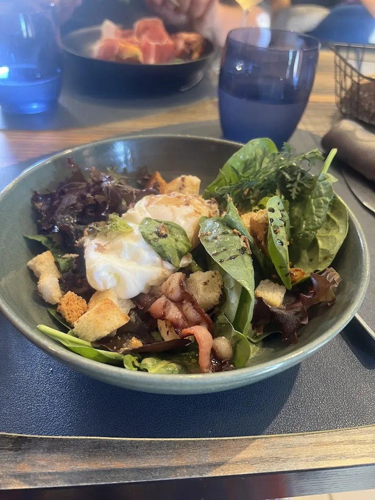 dominique challer_L'auberge Des Etiers_Beauvoir-sur-Mer_recensione