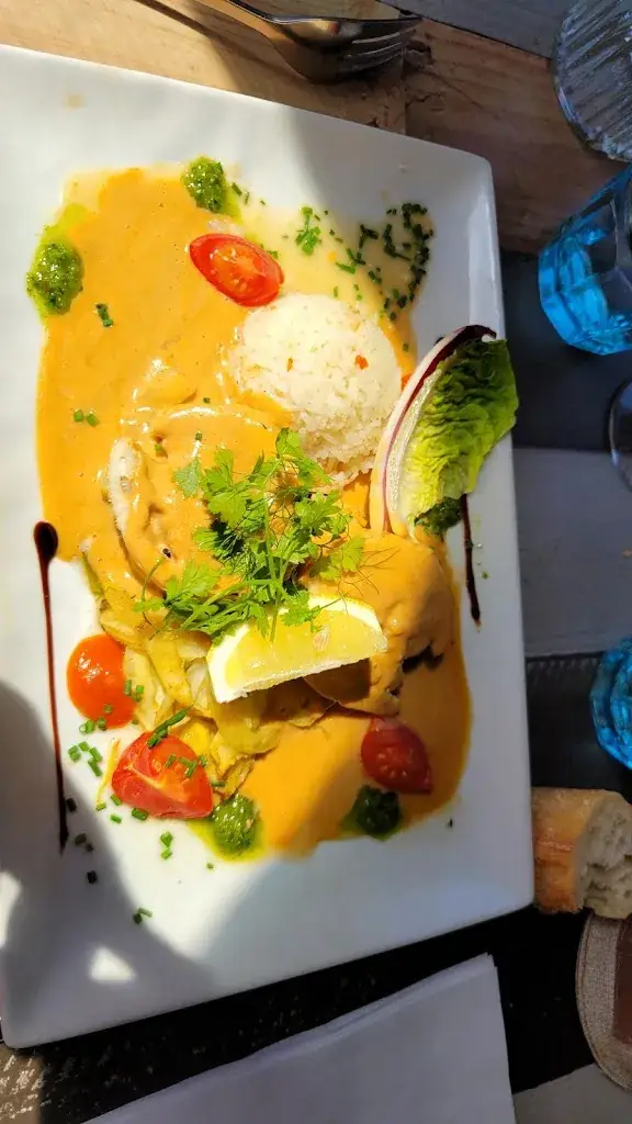 Nathalie PUPIER_Une Bouteille à la Mer_Barre-de-Monts_review