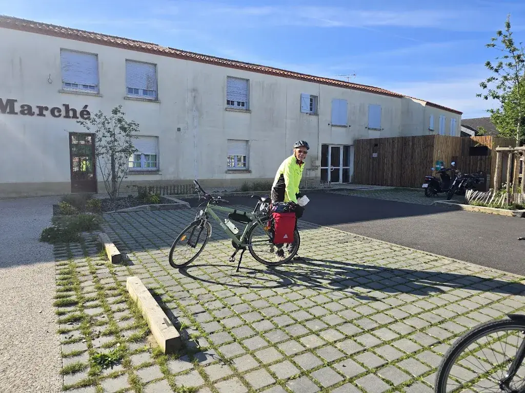 Doyle Childs_Hôtel Bar Restaurant du Marché_Beauvoir-sur-Mer_review