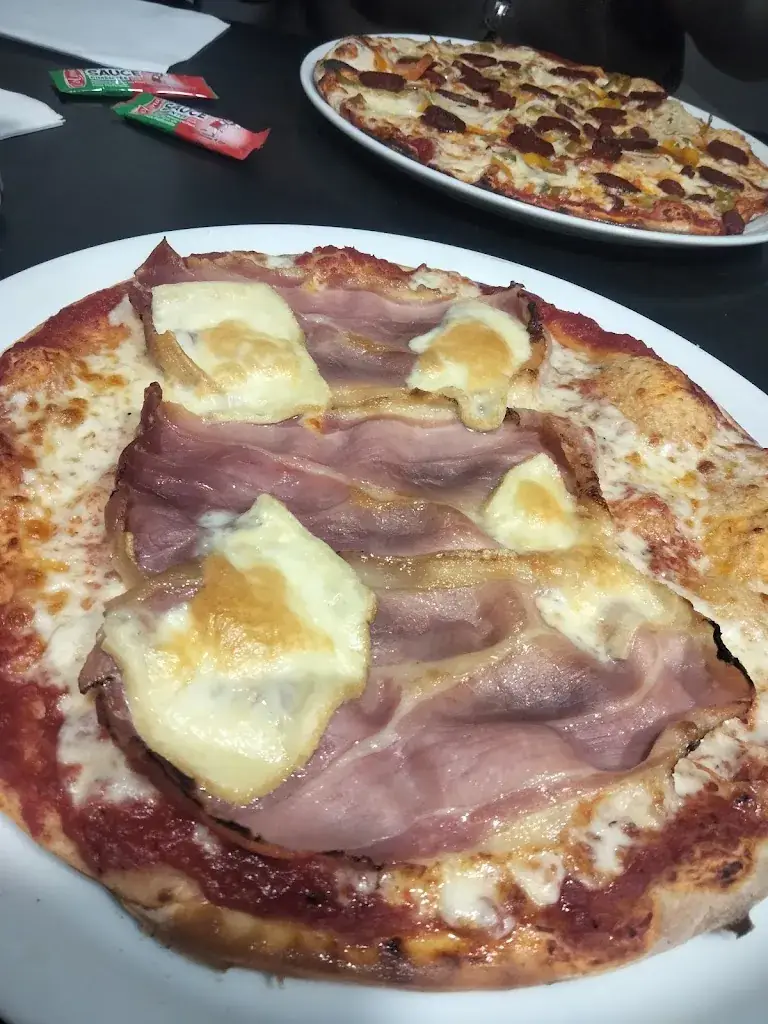 Menu_Place Des Affamés_Bellevigny_immagine_8