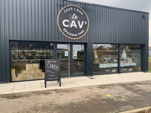 La CAV' restaurant à Bécon-les-Granits