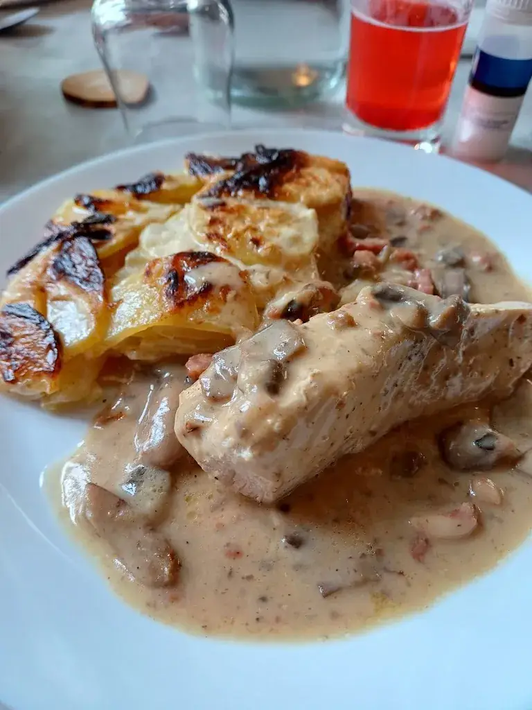 Béatrice Potiron_Chez Jojo et Sarah - Restaurant La Corvette_Loireauxence_review