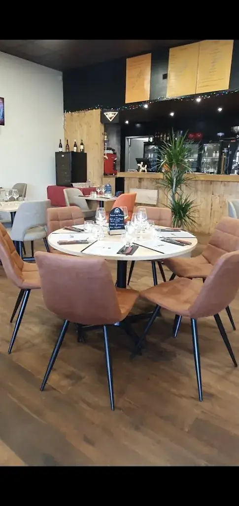 Le PUB restaurant in Loireauxence