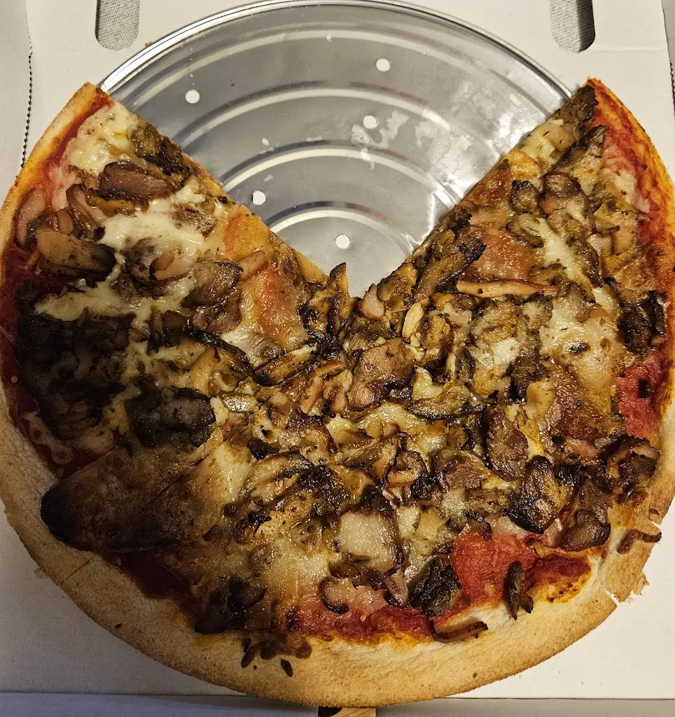 Distributeur 24/24 Pizza Cook Belligné_Loireauxence_slider_image_1